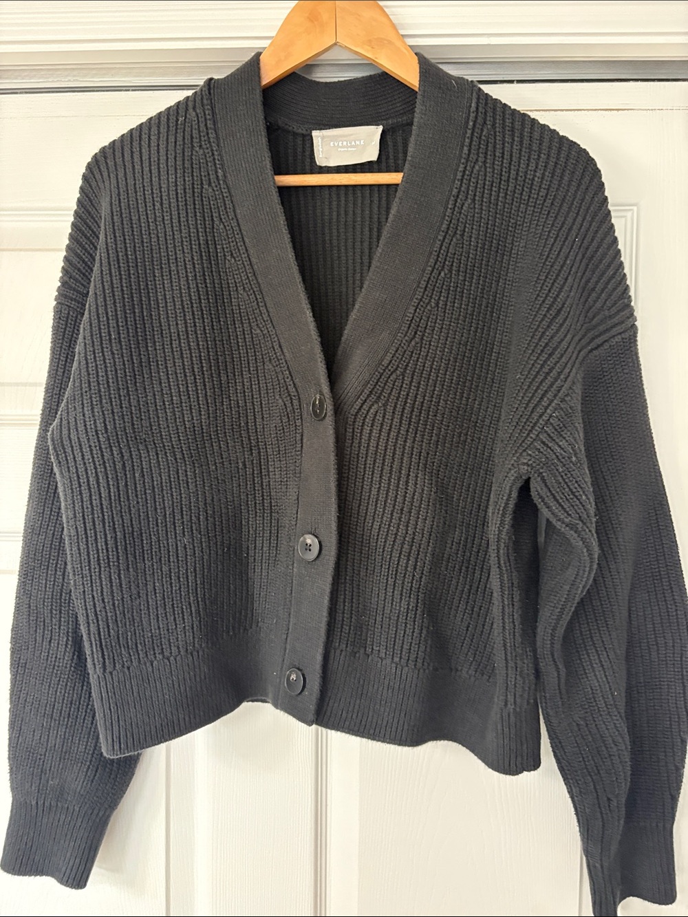 Everlane Black Ribbed V-Neck Button-Front Cardigan